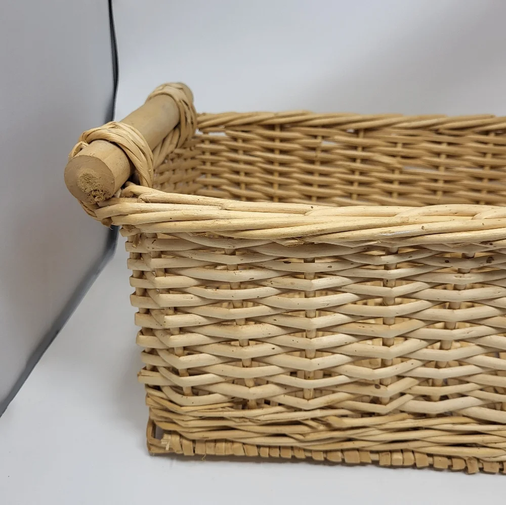 Long‎ Wicker Basket Rectangle Light Beige Cream Color Entertaining Gift Giving